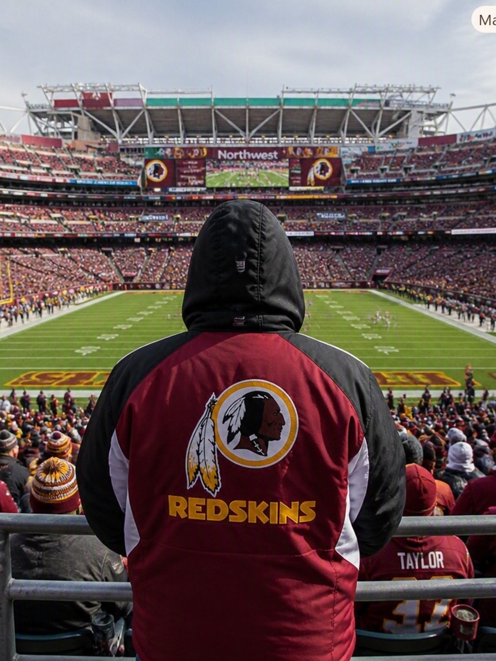 NFL Redskins Hooded Puffer Jacket - Men's XL
